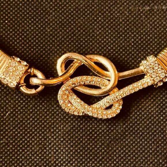 Rachel Zoe Jewelry - Rachel Zoe Love Me Knot Collar Neclace